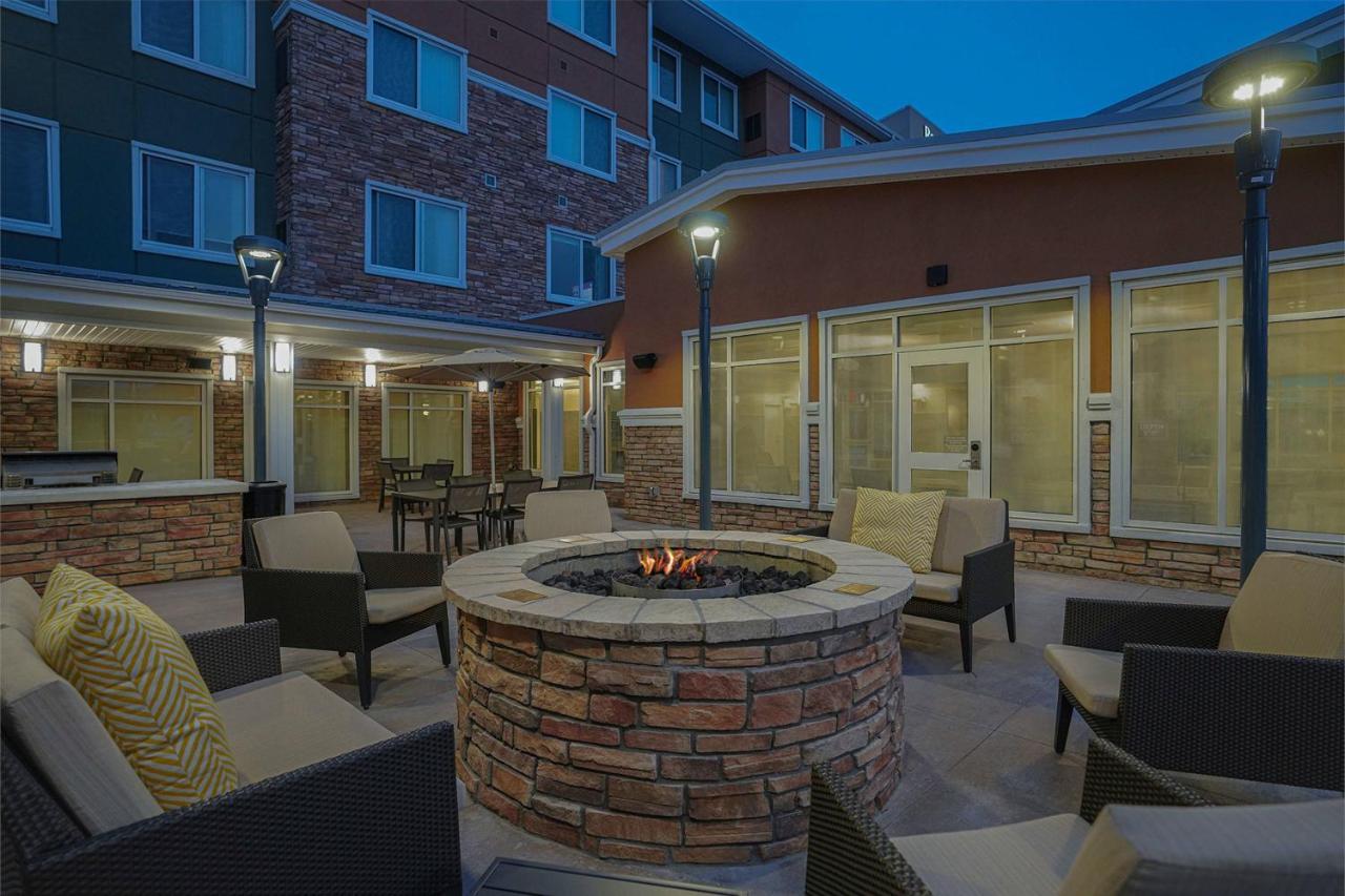 Residence Inn By Marriott Colorado Springs First & Main Exterior photo