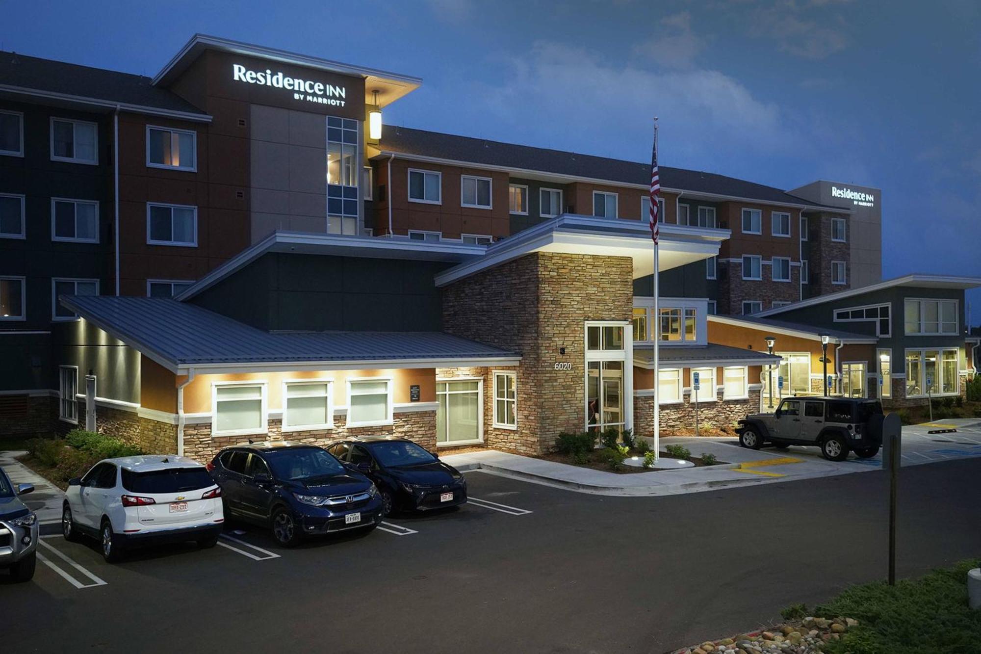 Residence Inn By Marriott Colorado Springs First & Main Exterior photo